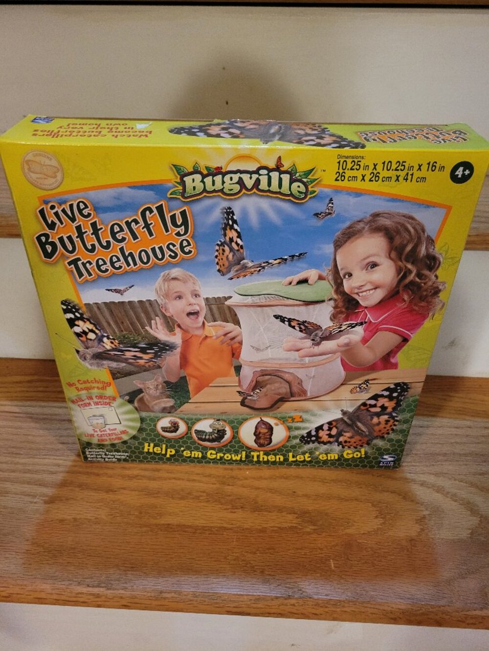 Butterfly house toy by Bugville NWT
